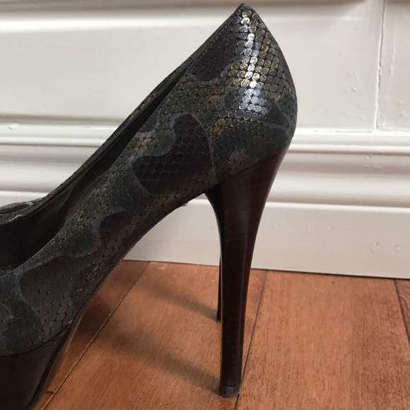 Stuart Weitzman Platform Heels - Picture 6 of 8